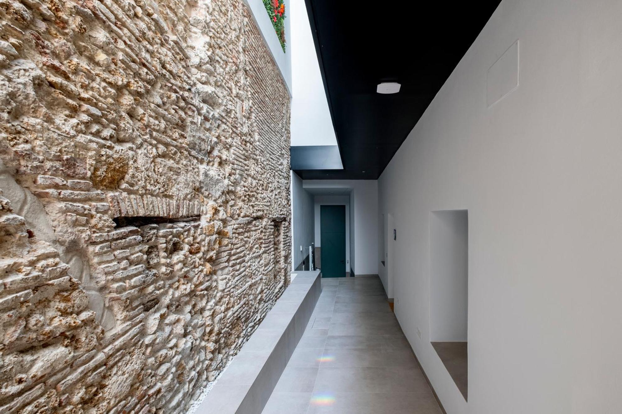 Villar Suites By Cadiz4Rentals ภายนอก รูปภาพ